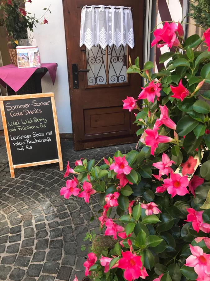 Landgasthaus "Zum Engel" Neuleiningen المظهر الخارجي الصورة