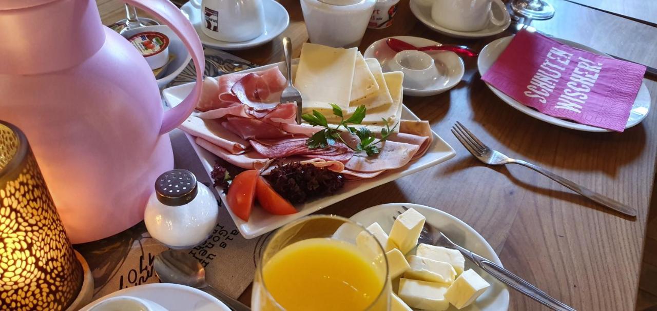 Landgasthaus "Zum Engel" Neuleiningen المظهر الخارجي الصورة