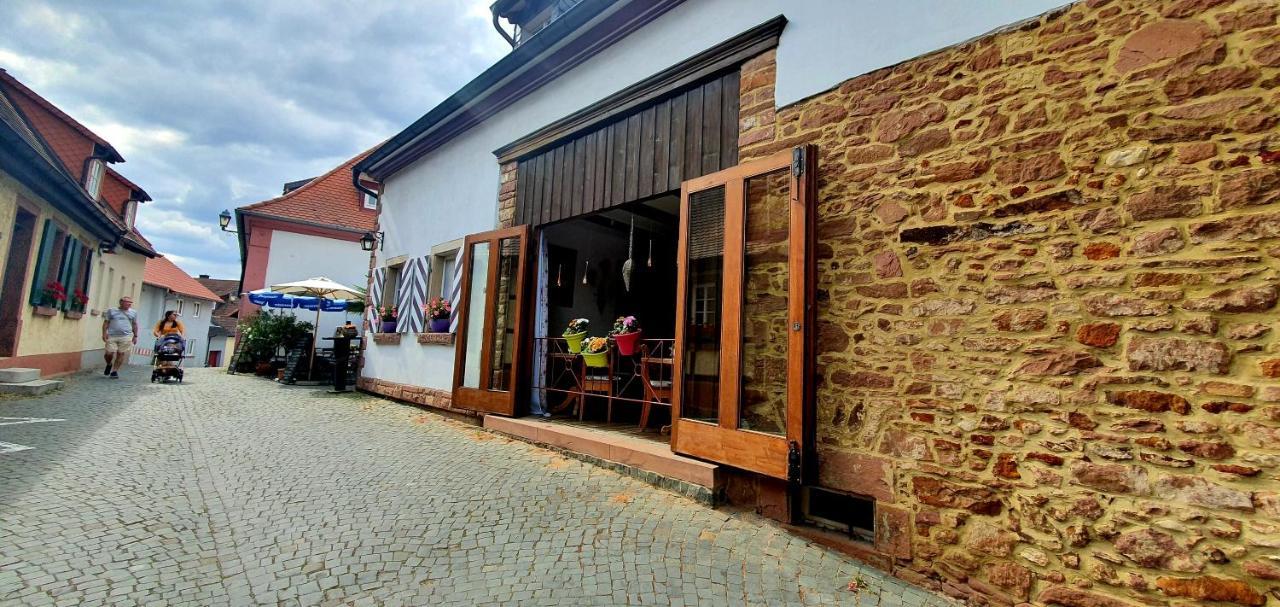 Landgasthaus "Zum Engel" Neuleiningen المظهر الخارجي الصورة