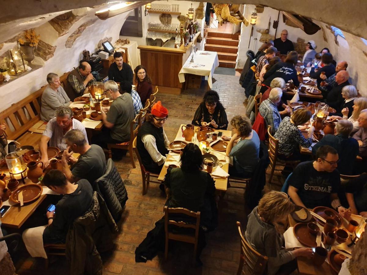 Landgasthaus "Zum Engel" Neuleiningen المظهر الخارجي الصورة