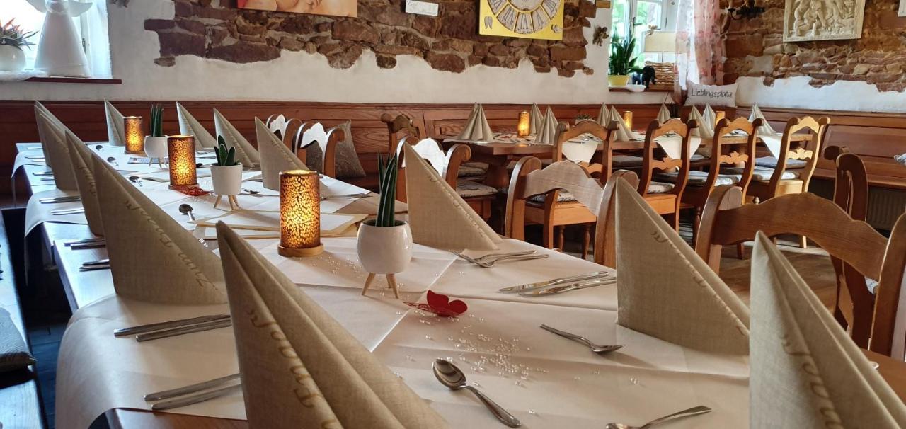 Landgasthaus "Zum Engel" Neuleiningen المظهر الخارجي الصورة